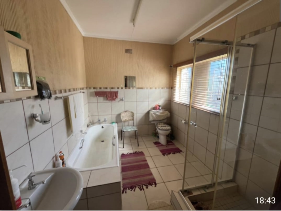 3 Bedroom Property for Sale in Riebeeckstad Free State
